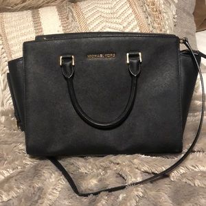 Michael Kors Selma Medium Satchel